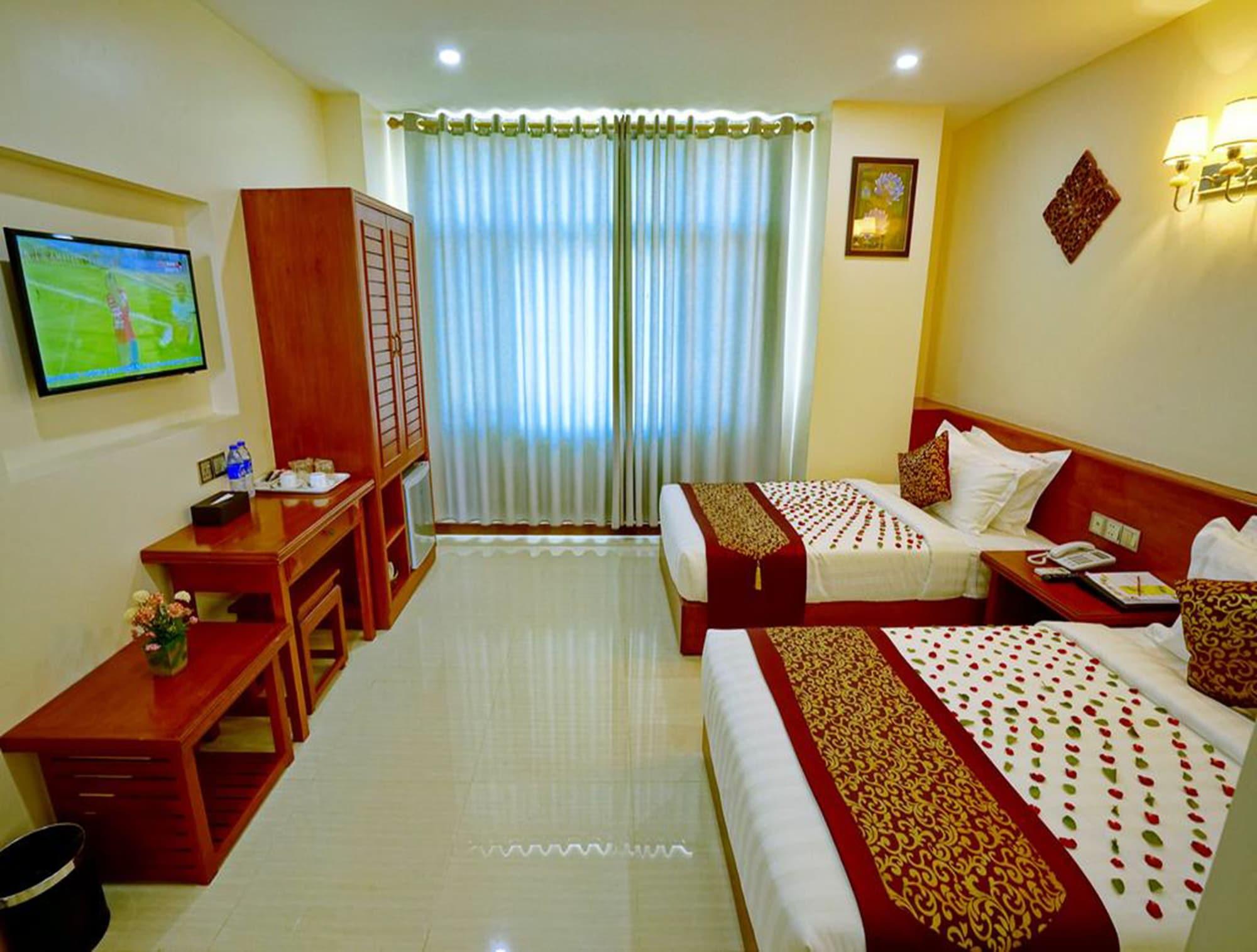 King Park Hotel Mandalay Extérieur photo