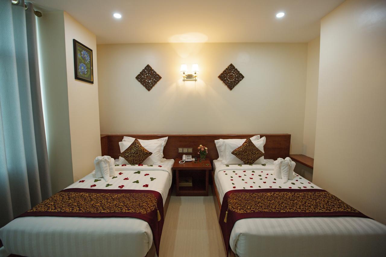King Park Hotel Mandalay Extérieur photo