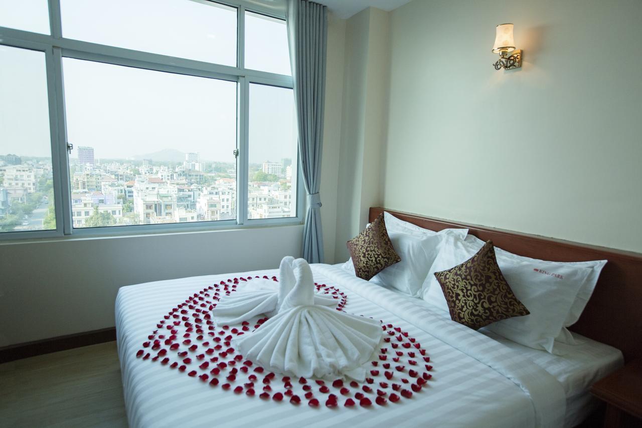 King Park Hotel Mandalay Extérieur photo