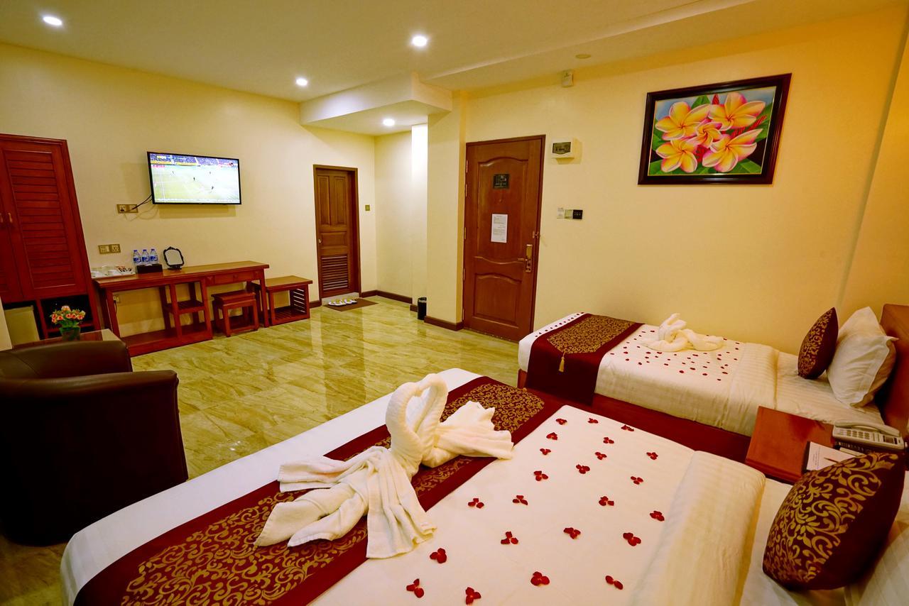 King Park Hotel Mandalay Extérieur photo