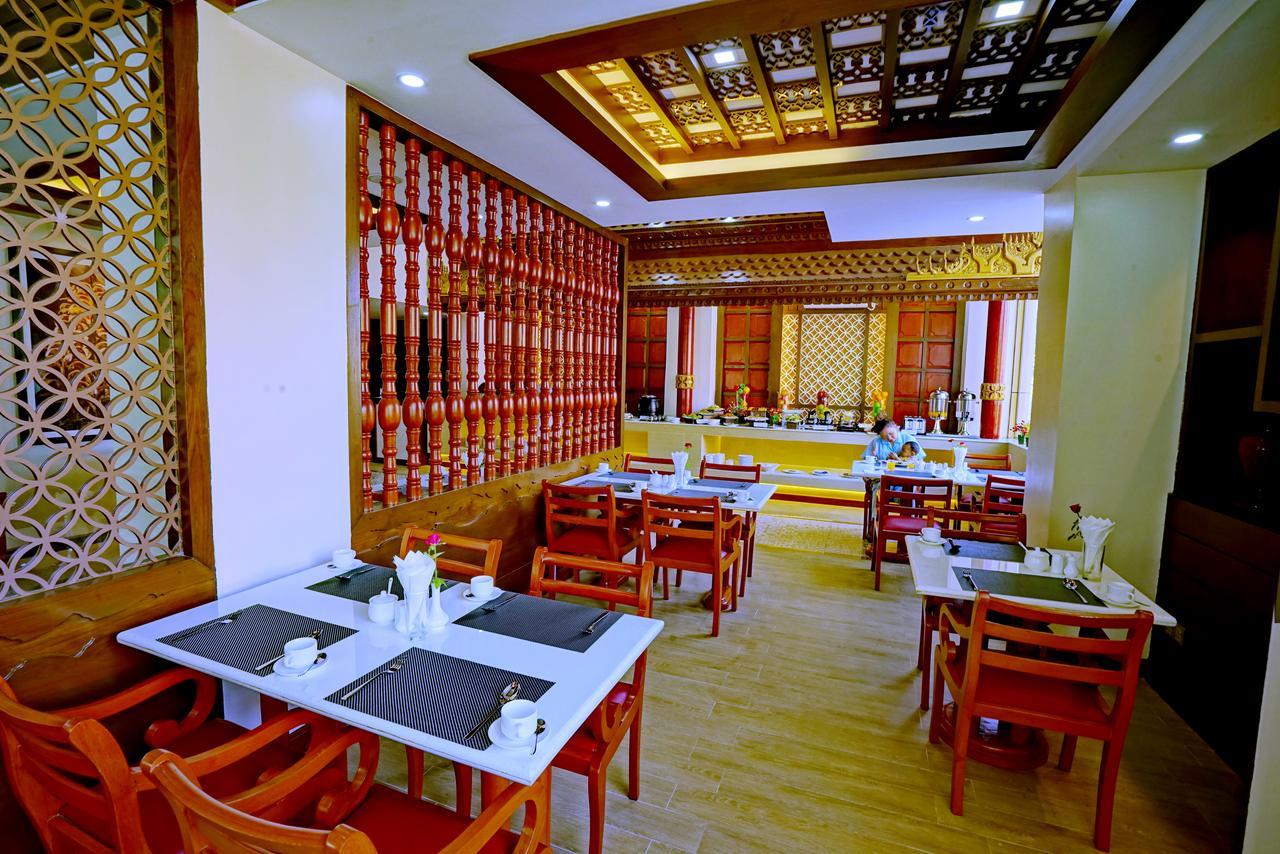 King Park Hotel Mandalay Extérieur photo