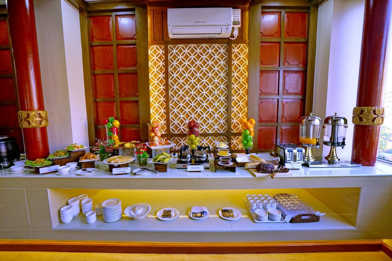 King Park Hotel Mandalay Extérieur photo
