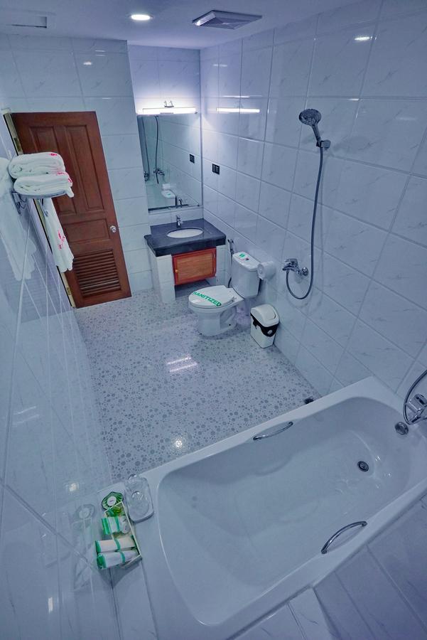 King Park Hotel Mandalay Extérieur photo
