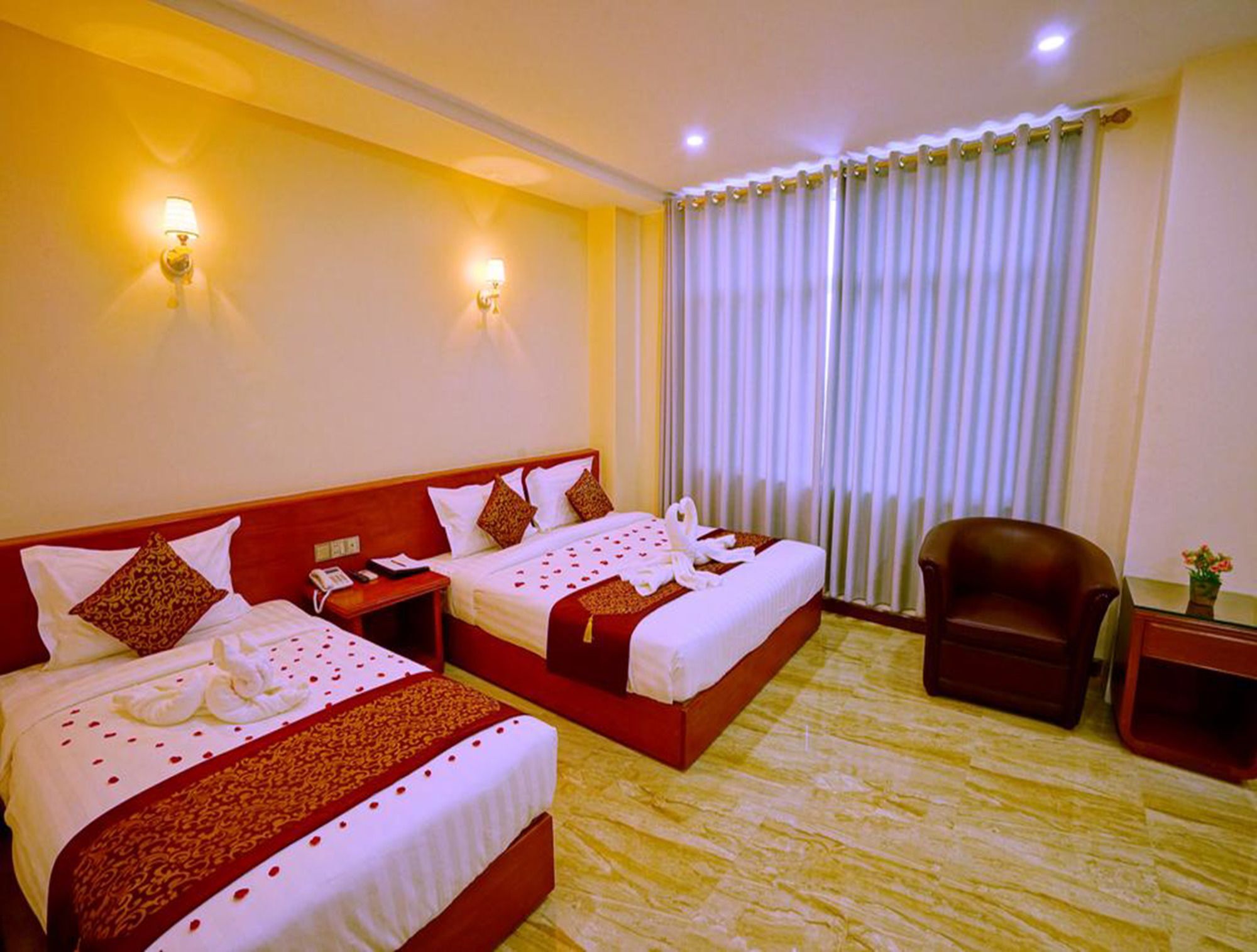 King Park Hotel Mandalay Extérieur photo