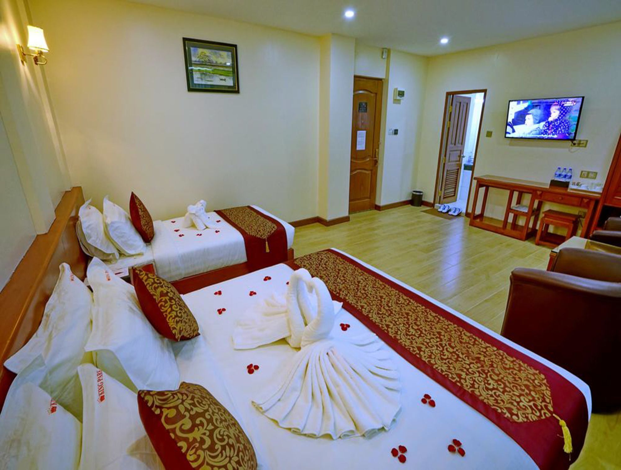 King Park Hotel Mandalay Extérieur photo